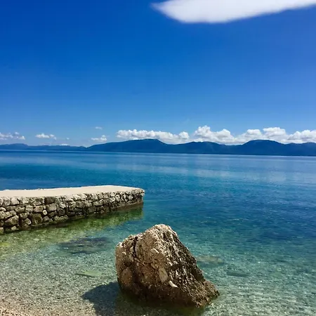 Ante Apartman Podaca